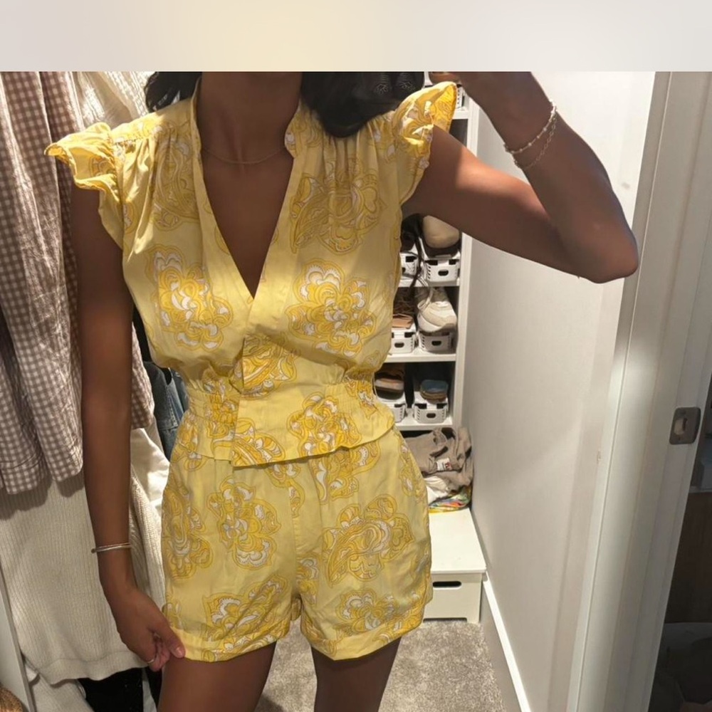 Derek Lam Yellow and White Patterned Top